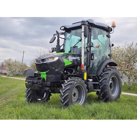Трактор TERRAFENG 604XL зелений із шумоізольованою кабіною та кондиціонером, євронавіска на гаках, серга